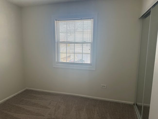 547 Vail Ct, Townhouse with 3 bedrooms, 1 bathrooms and 1 parking in Wheeling IL | Image 17