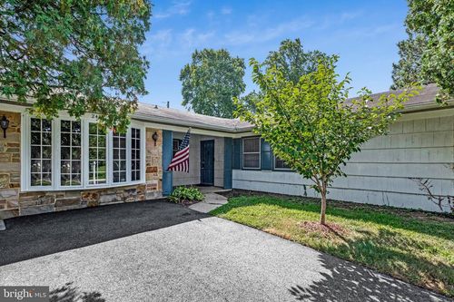 2405 Kelsey Ln, BOWIE, MD, 20715-2710 | Card Image