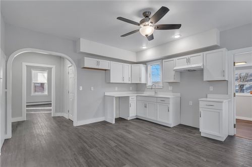 40 Jenkins St, Providence, RI, 02906-1806 | Card Image