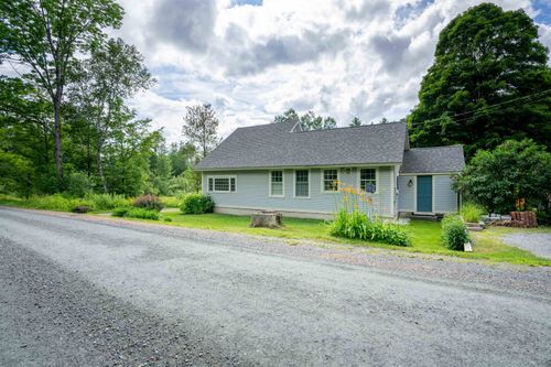102 Turnpike Rd S, Thetford Ctr, VT, 05075-8720 | Card Image