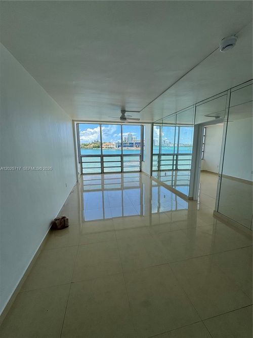 b3-10281 E Bay Harbor Dr, Bay Harbor Islands, FL, 33154 | Card Image