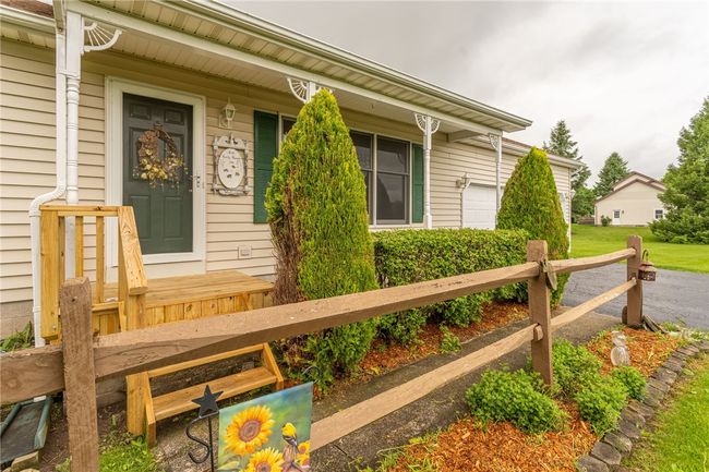 548 Barks Road, House other with 3 bedrooms, 2 bathrooms and null parking in Caledonia NY | Image 4