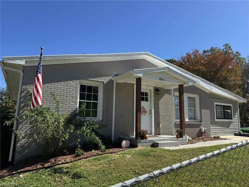 866 Mountain Rd, Asheboro, NC, 27205-4226 | Card Image