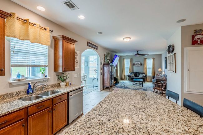 208 Castleton Cir, House other with 3 bedrooms, 3 bathrooms and null parking in Boiling Springs SC | Image 14