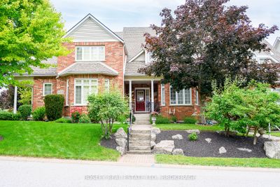 6309 Pinestone Rd, House attached with 2 bedrooms, 4 bathrooms and 2 parking in Niagara Falls ON | Image 1