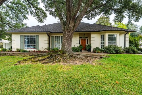 202 Tanglewood St, Athens, TX, 75751-3542 | Card Image