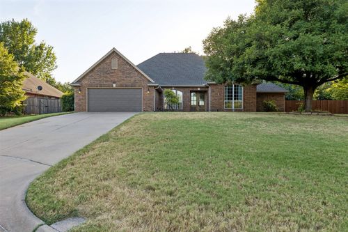 1924 N Brooke Hollow, Stillwater, OK, 74075 | Card Image