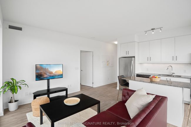 502 - 85 Duke St W, Condo with 2 bedrooms, 2 bathrooms and null parking in Kitchener ON | Image 18