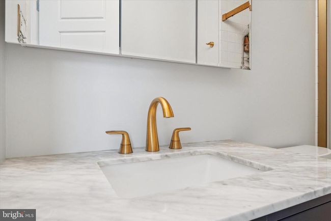 290 - 290 Old Forge Xing, Condo with 2 bedrooms, 2 bathrooms and null parking in DEVON PA | Image 18
