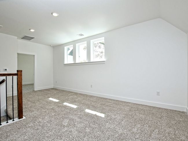 Carpeted empty room with baseboards and recessed lighting | Image 14