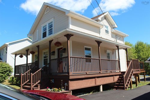 10 Av Hazelwood, Lantz, NS, B2S1Y1 | Card Image