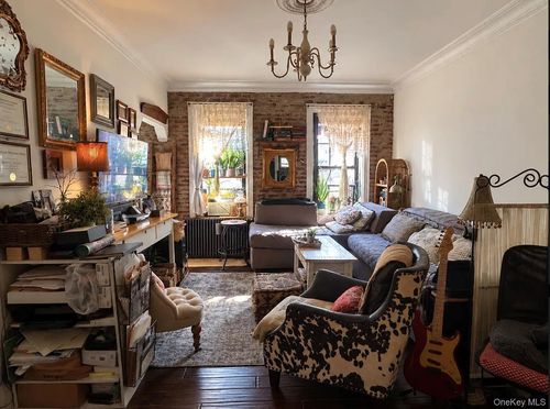 4g-187 Pinehurst, New York, NY, 10033 | Card Image