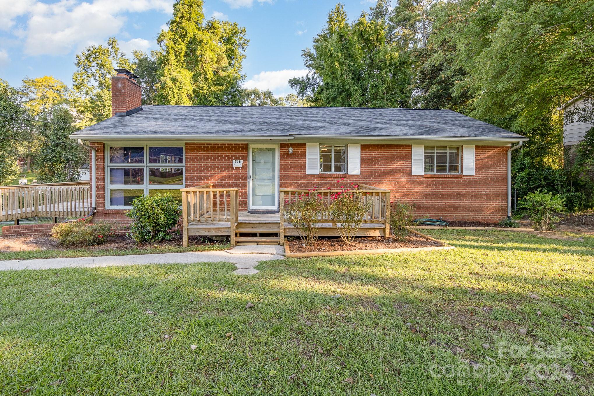Demingwood St, Wadesboro, NC 28170