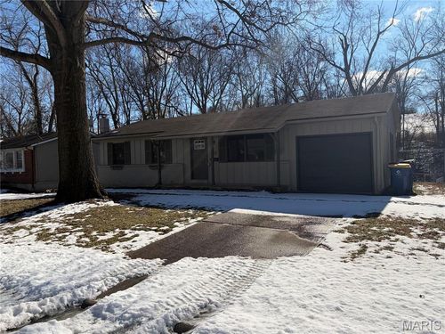 1800 E 9th St, Washington, MO, 63090-3549 | Card Image