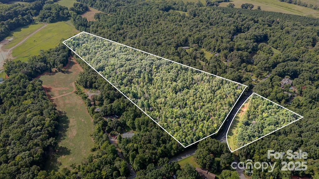 Land in Waxhaw