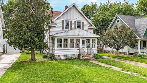 739 Monroe Street, OSHKOSH, WI, 54901 | Card Image