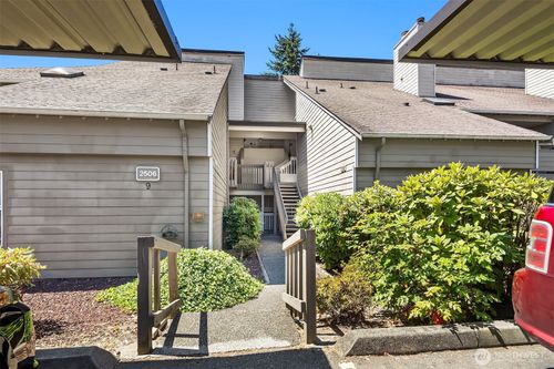 apt-103-2506 S 317th St, Federal Way, WA, 98003-5027 | Card Image