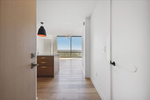 apt-2505-70 Rainey St, Austin, TX, 78701-4750 | Card Image