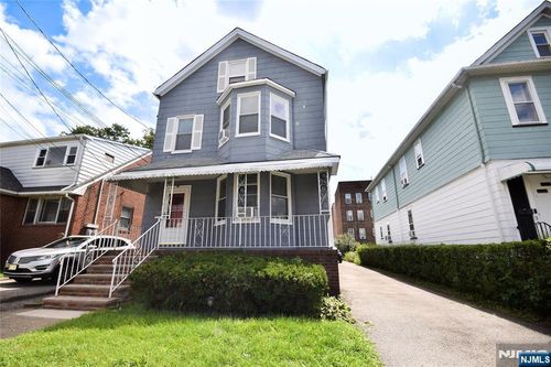 35 Hilton Street, Clifton, NJ, 07011 | Card Image
