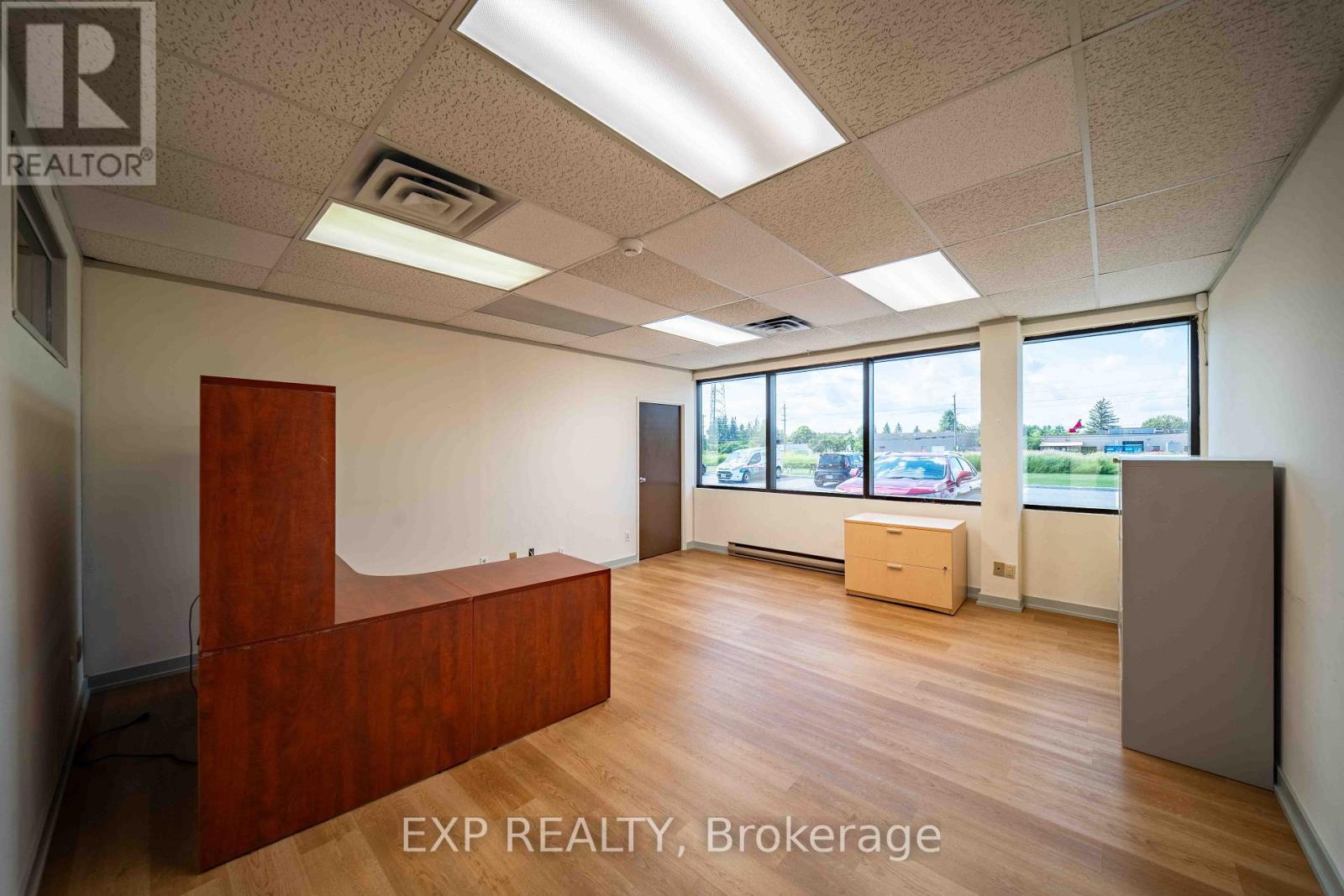 Commercial Lease in Ottawa 4