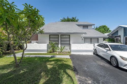 3930 Sw 82nd Ter, Davie, FL, 33328-2927 | Card Image