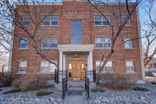 11-1125 17 Ave Sw, Calgary, AB, T2T0B5 | Card Image