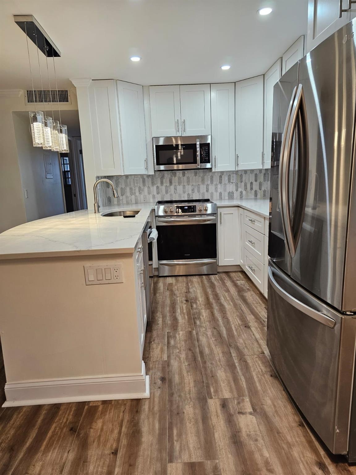 Flanders M , Delray Beach, FL 33484