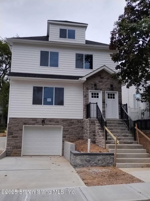 335 Oakland Ave, Staten Island, NY, 10310-2130 | Card Image