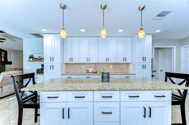 Kitchen - Island with Seating | Image 14