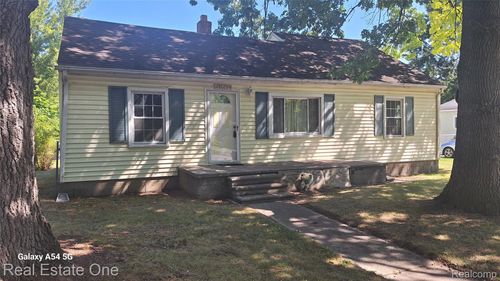 28214 Eton Street, Westland, MI, 48186 | Card Image