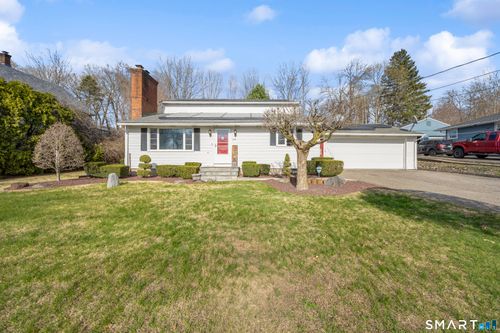 189 Scott Rd, Waterbury, CT, 06705-3204 | Card Image