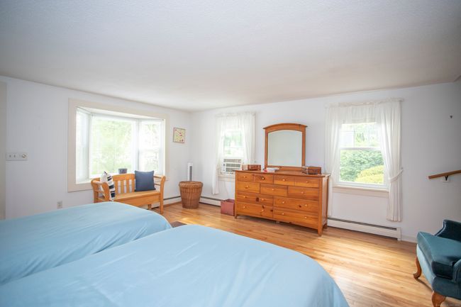62 Lynde St, House other with 4 bedrooms, 2 bathrooms and 4 parking in Old Saybrook CT | Image 27