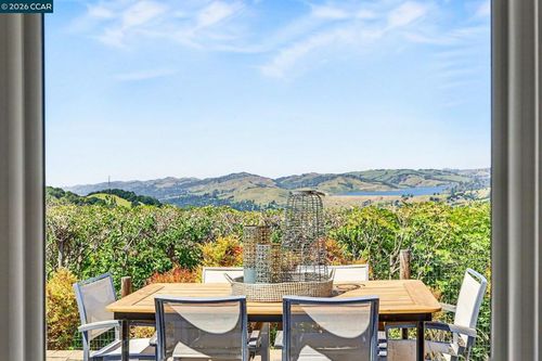 3 Camino Del Cielo, Orinda, CA, 94563-2117 | Card Image