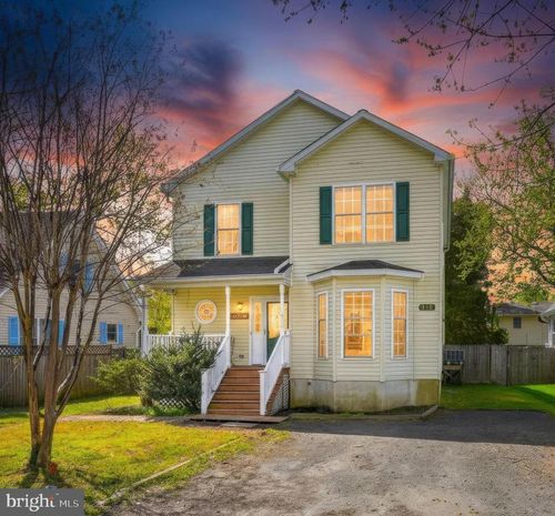 615 Mann Rd, DEALE, MD, 20751-9710 | Card Image