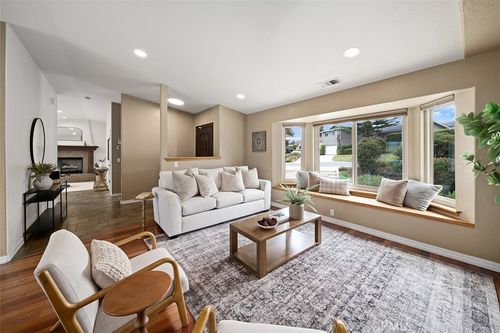 328 Valley View Dr, Pismo Beach, CA, 93449 | Card Image