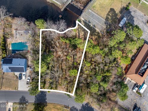 317 Lake Shore Drive, Brick, NJ, 08723 | Card Image