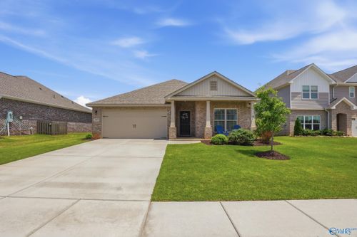 205 Goldie Ct, New Market, AL, 35761-6804 | Card Image