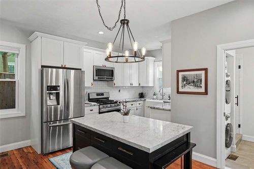 53 Olney St, Providence, RI, 02906-1602 | Card Image