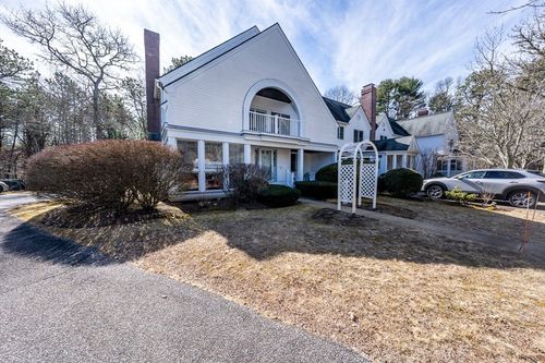 4-4 Bob White Cres, Mashpee, MA, 02649-3560 | Card Image
