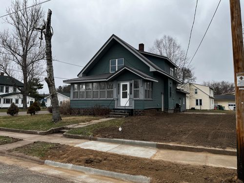 15630 E 2nd St, Ettrick, WI, 54627-9705 | Card Image