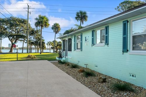1146 Riverside Dr, DAYTONA BEACH, FL, 32117-2724 | Card Image