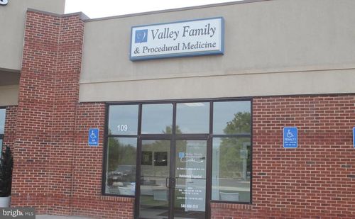 109-640 Warrior Dr, STEPHENS CITY, VA, 22655-4076 | Card Image