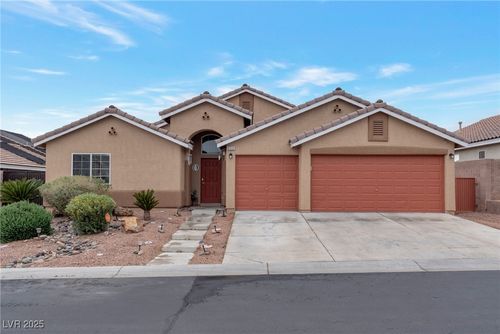 8335 Browns Mountain Ct, Las Vegas, NV, 89131-1520 | Card Image