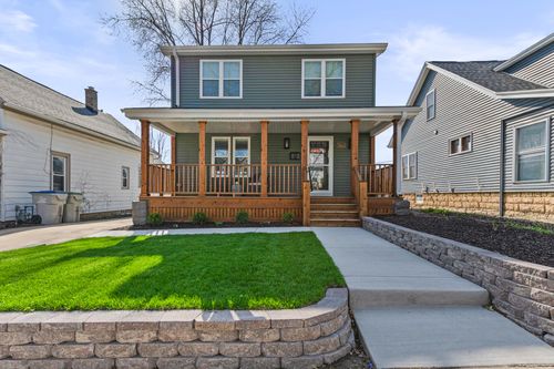 2611 S Austin St, Milwaukee, WI, 53207-2001 | Card Image