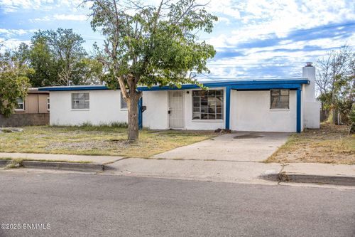 1424 Thomas Dr, Las Cruces, NM, 88001-4328 | Card Image