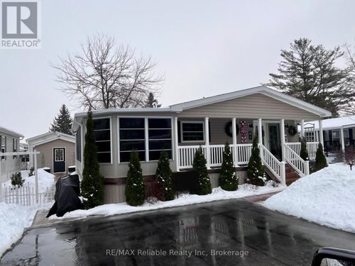 52 Cherokee Lane, Goderich, ON, N7A3Y2 | Card Image