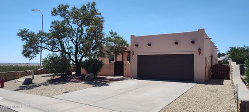 3805 Jack Nicklaus Dr, Las Cruces, NM, 88011-3912 | Card Image