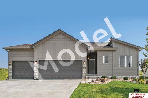 5519 N 180th Ave, Elkhorn, NE, 68022-4344 | Card Image