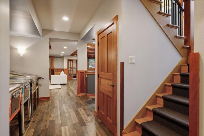 Lower Level | Image 35