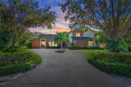 2371 Landings Cir, Bradenton, FL, 34209-9674 | Card Image